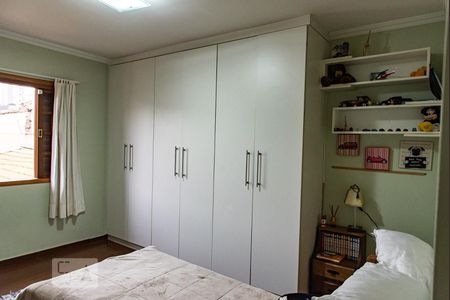 Casa à venda com 313m², 4 quartos e 8 vagasArmário