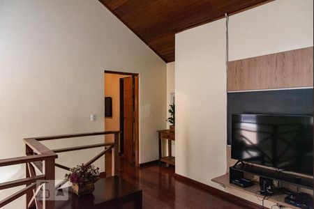 Casa à venda com 313m², 4 quartos e 8 vagasHall