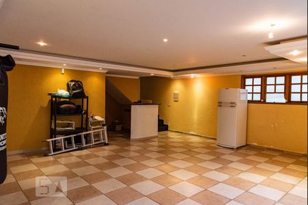 Casa à venda com 313m², 4 quartos e 8 vagasSalão de festas
