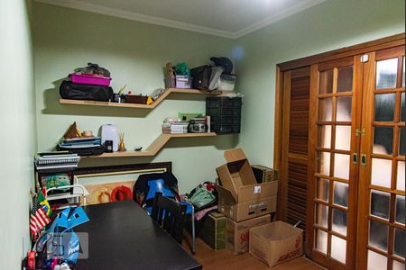 Casa à venda com 313m², 4 quartos e 8 vagasQuarto 2