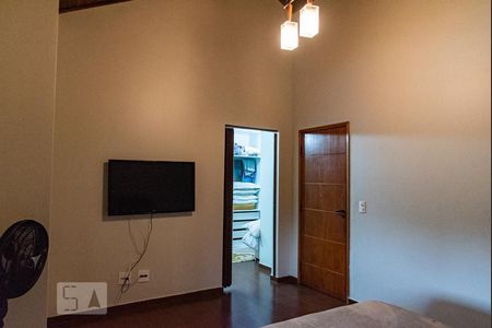 Casa à venda com 313m², 4 quartos e 8 vagasSuíte