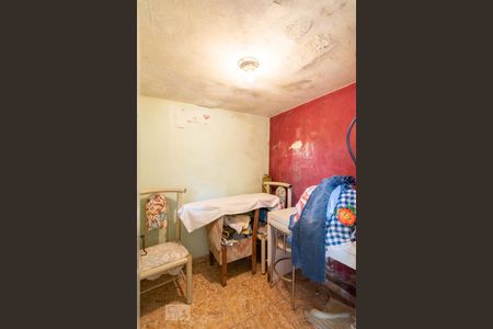 Casa à venda com 120m², 2 quartos e 10 vagasQuarto de Serviço