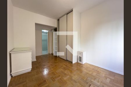 Suite, vista banheiro  de apartamento para alugar com 3 quartos, 98m² em Vila Nova Conceição, São Paulo