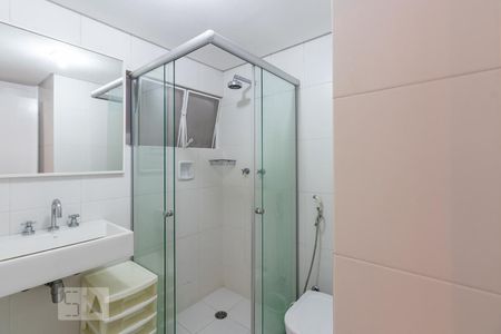 Banheiro Suite 1 de apartamento para alugar com 3 quartos, 98m² em Vila Nova Conceição, São Paulo