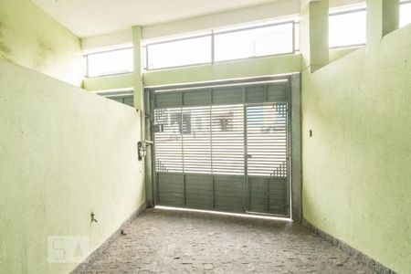 Casa à venda com 122m², 6 quartos e 1 vaga Casa à venda com 122m², 6 quartos e 1 vagaCasa 1 - Garagem