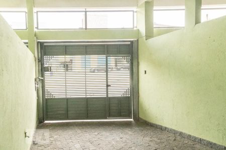 Casa à venda com 122m², 6 quartos e 1 vaga Casa à venda com 122m², 6 quartos e 1 vagaCasa 1 - Garagem