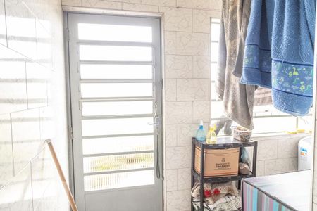 Casa à venda com 122m², 6 quartos e 1 vaga Casa à venda com 122m², 6 quartos e 1 vagaCasa 3 - Área de Serviço