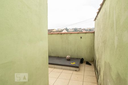 Casa à venda com 122m², 6 quartos e 1 vaga Casa à venda com 122m², 6 quartos e 1 vagaCasa 3 - Quintal