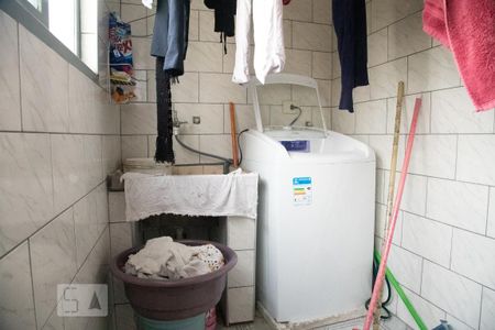 Casa à venda com 122m², 6 quartos e 1 vaga Casa à venda com 122m², 6 quartos e 1 vagaCasa 2 - Área de Serviço