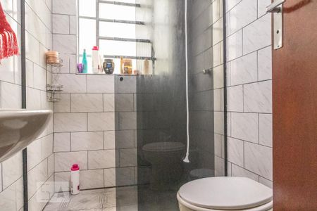 Casa à venda com 122m², 6 quartos e 1 vaga Casa à venda com 122m², 6 quartos e 1 vagaCasa 2 - Banheiro