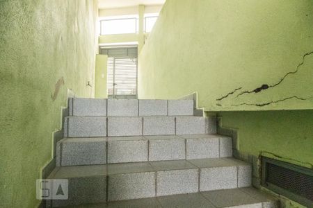 Casa à venda com 122m², 6 quartos e 1 vaga Casa à venda com 122m², 6 quartos e 1 vagaCasa 2 e 3 - Entrada