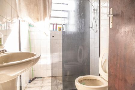 Casa à venda com 122m², 6 quartos e 1 vaga Casa à venda com 122m², 6 quartos e 1 vagaCasa 1 - Banheiro