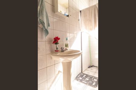 Casa à venda com 122m², 6 quartos e 1 vaga Casa à venda com 122m², 6 quartos e 1 vagaCasa 1 - Banheiro