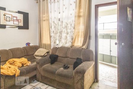 Casa à venda com 122m², 6 quartos e 1 vaga Casa à venda com 122m², 6 quartos e 1 vagaCasa 1 - Sala