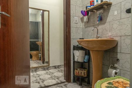 Casa à venda com 122m², 6 quartos e 1 vaga Casa à venda com 122m², 6 quartos e 1 vagaCasa 3 - Banheiro