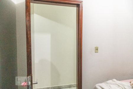 Casa à venda com 122m², 6 quartos e 1 vaga Casa à venda com 122m², 6 quartos e 1 vagaCasa 2 - Quarto 1