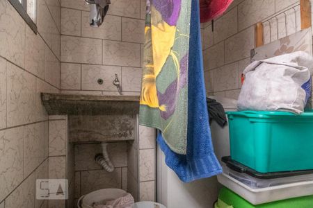 Casa à venda com 122m², 6 quartos e 1 vaga Casa à venda com 122m², 6 quartos e 1 vagaCasa 1 - Área de Serviço