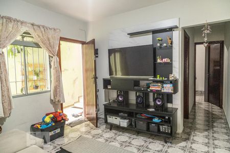 Casa 3 - Sala de casa à venda com 6 quartos, 122m² em Cidade Antônio Estevão de Carvalho, São Paulo