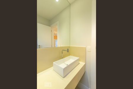 Lavabo 1 de apartamento para alugar com 5 quartos, 285m² em Vargem Grande, Rio de Janeiro