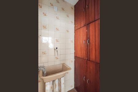 Apartamento à venda com 94m², 3 quartos e sem vaga Apartamento à venda com 94m², 3 quartos e sem vagaCozinha e Área de Serviço