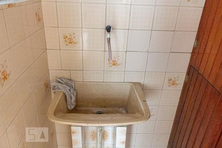 Apartamento à venda com 94m², 3 quartos e sem vaga Apartamento à venda com 94m², 3 quartos e sem vagaCozinha e Área de Serviço