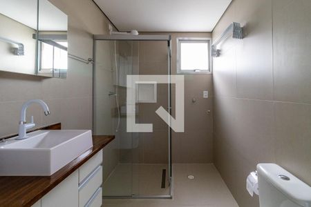 Banheiro de apartamento para alugar com 1 quarto, 43m² em Pompeia, São Paulo
