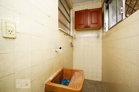 Apartamento à venda com 73m², 2 quartos e 1 vagaÁrea de Serviço