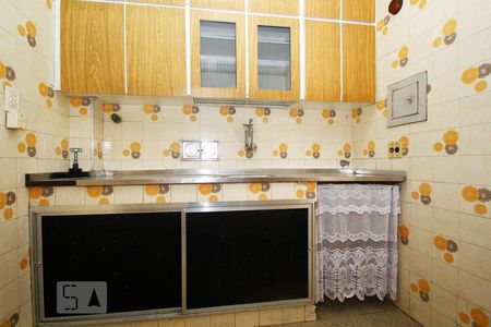 Apartamento à venda com 73m², 2 quartos e 1 vagaCozinha