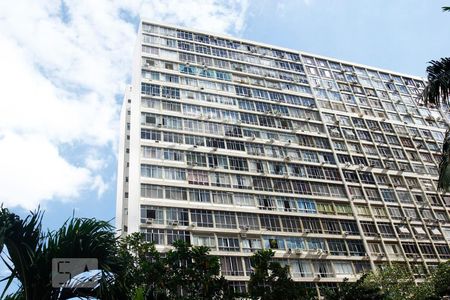 Apartamento à venda com 73m², 2 quartos e 1 vagaFachada do Prédio