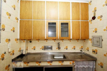 Apartamento à venda com 73m², 2 quartos e 1 vagaCozinha