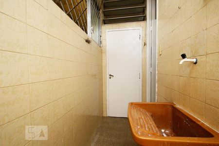 Apartamento à venda com 73m², 2 quartos e 1 vagaÁrea de Serviço