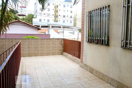 Apartamento para alugar com 55m², 2 quartos e 1 vagaEntrada