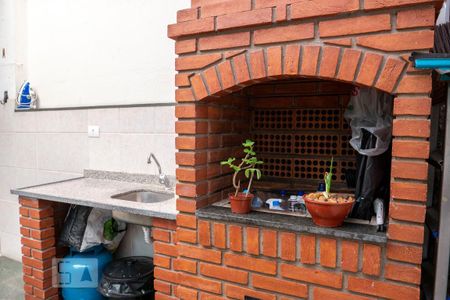 Casa à venda com 102m², 2 quartos e 4 vagasChurrasqueira