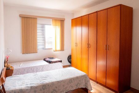 Quarto 1 de casa à venda com 2 quartos, 102m² em Vila Moraes, São Paulo