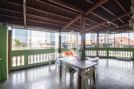 Casa à venda com 300m², 3 quartos e 2 vagas Casa à venda com 300m², 3 quartos e 2 vagasÁrea Gourmet