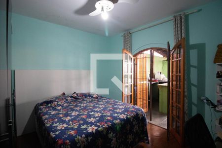 Casa à venda com 300m², 3 quartos e 2 vagas Casa à venda com 300m², 3 quartos e 2 vagasQuarto 1