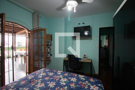 Casa à venda com 300m², 3 quartos e 2 vagas Casa à venda com 300m², 3 quartos e 2 vagasQuarto 1