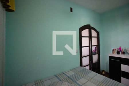 Casa à venda com 300m², 3 quartos e 2 vagas Casa à venda com 300m², 3 quartos e 2 vagasQuarto 2