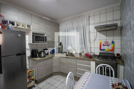 Casa à venda com 300m², 3 quartos e 2 vagas Casa à venda com 300m², 3 quartos e 2 vagasCozinha