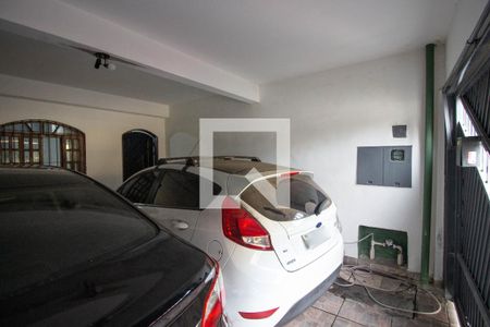 Casa à venda com 300m², 3 quartos e 2 vagas Casa à venda com 300m², 3 quartos e 2 vagasGaragem