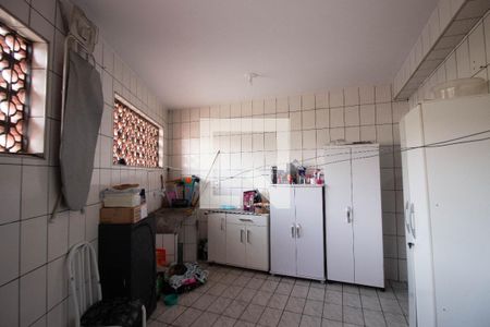 Casa à venda com 300m², 3 quartos e 2 vagas Casa à venda com 300m², 3 quartos e 2 vagasÁrea de Serviço