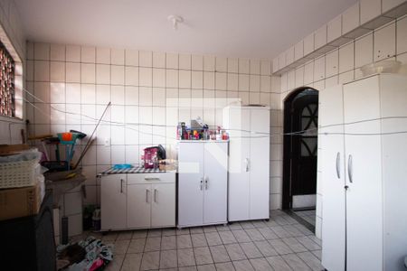 Casa à venda com 300m², 3 quartos e 2 vagas Casa à venda com 300m², 3 quartos e 2 vagasÁrea de Serviço