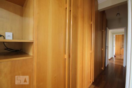 Apartamento à venda com 85m², 3 quartos e 2 vagasSuíte