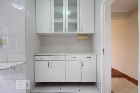 Apartamento à venda com 85m², 3 quartos e 2 vagasCozinha