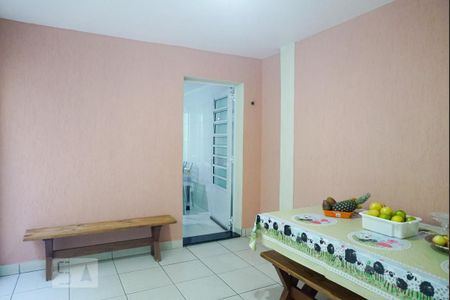 Casa à venda com 125m², 3 quartos e 2 vagasÁrea Externa