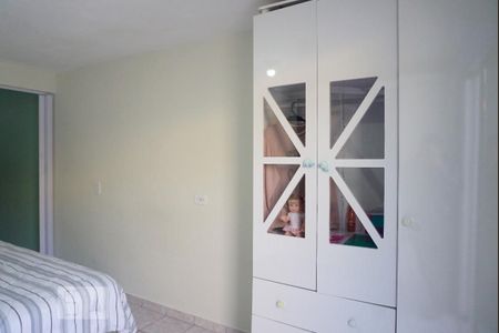 Casa à venda com 125m², 3 quartos e 2 vagasQuarto1