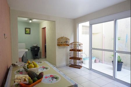 Casa à venda com 125m², 3 quartos e 2 vagasÁrea Externa
