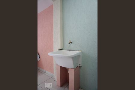 Casa à venda com 125m², 3 quartos e 2 vagasLavanderia 1