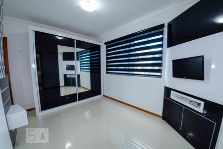 Suíte de apartamento para alugar com 2 quartos, 78m² em Ingleses Centro, Florianópolis