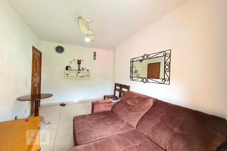 Sala de apartamento para alugar com 2 quartos, 50m² em Piedade, Rio de Janeiro